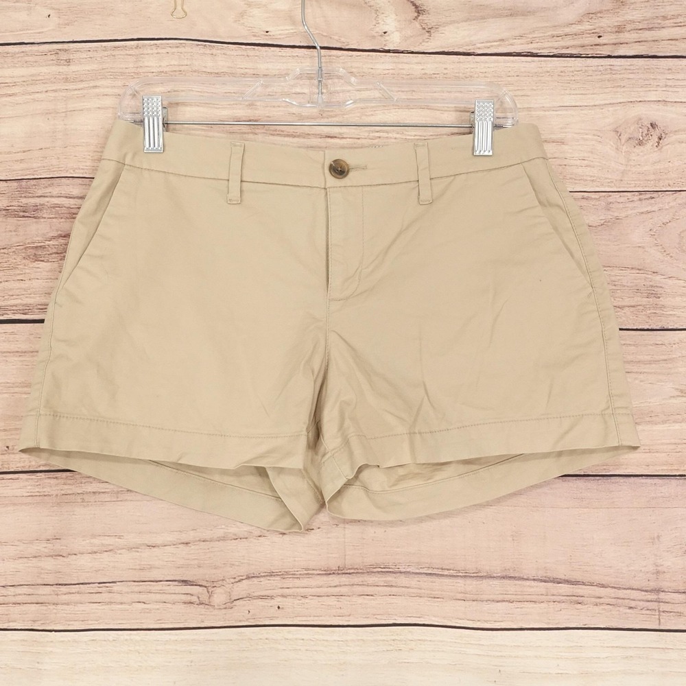 Old Navy Everyday Chino Shorts Womens Size 4 Beige 31 Waist 3 Inseam Stretch